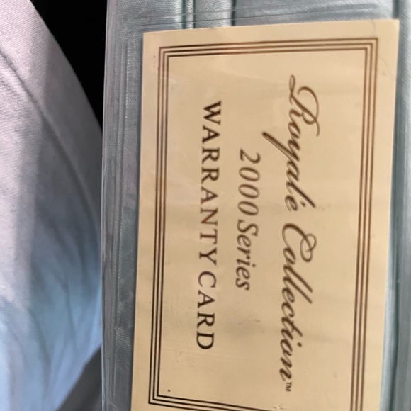 New King size sheets - Picture 3 of 6